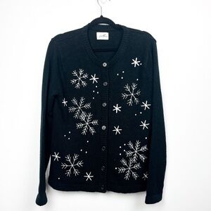 Vintage Button-Up Black & White Snowflake Holiday Christmas Sweater
